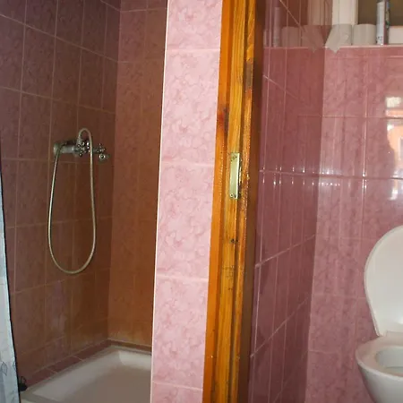 Vadvirag Vendeghaz Vendégház *